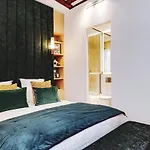 Saint-Romain Luxury Stay