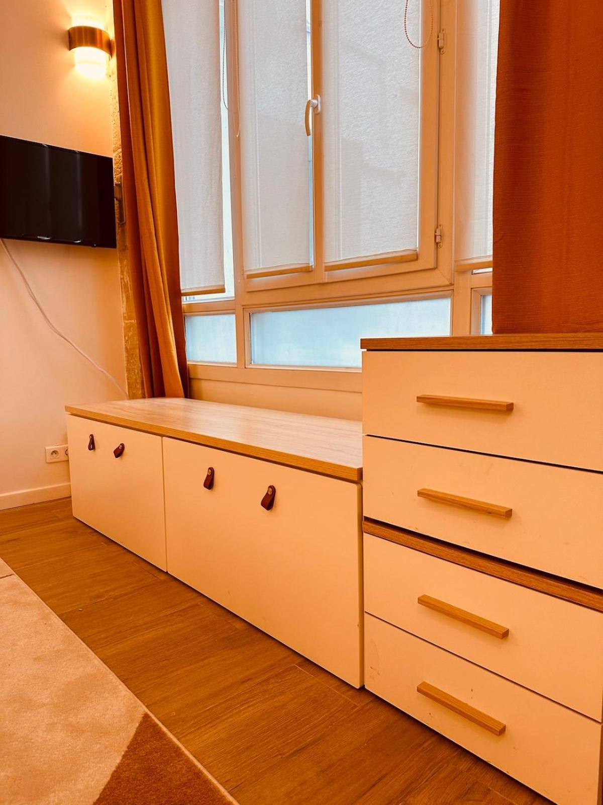 Appartement Saint-romain Luxury Parijs
